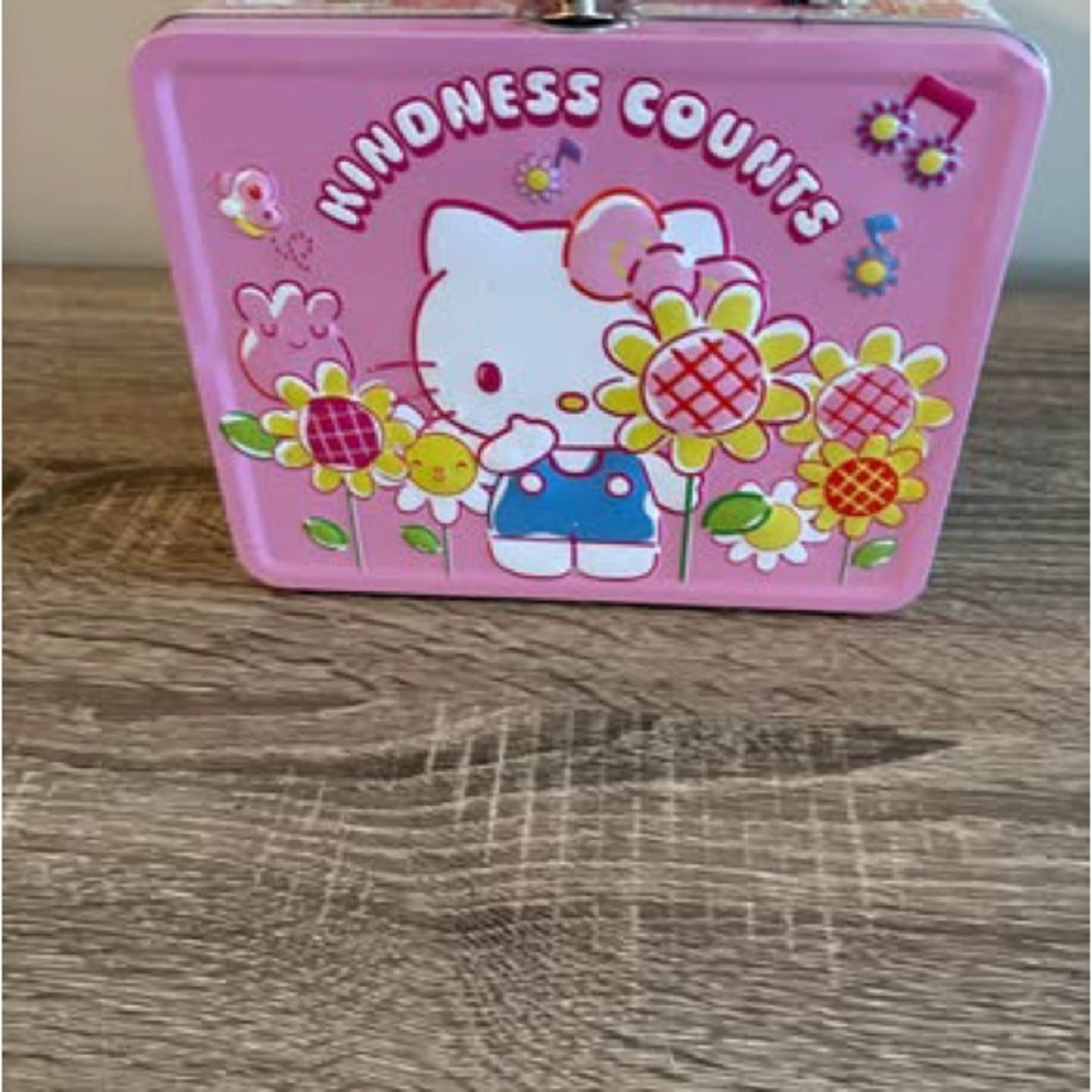 Pink Hello Kitty Metal Lunch Box